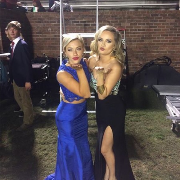 Dress on the left 🤩 - Picture 3 of 3